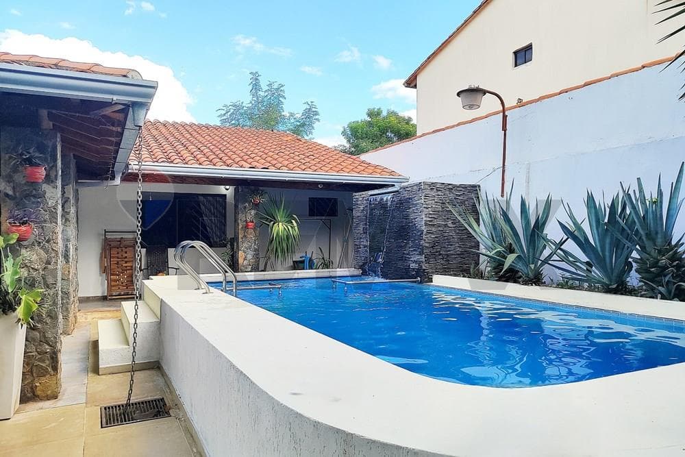 En venta casa en Villa Elisa, foto 2