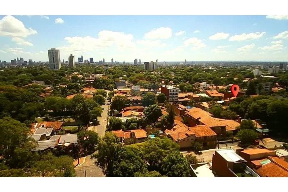 Vendo amplia propiedad en Luque