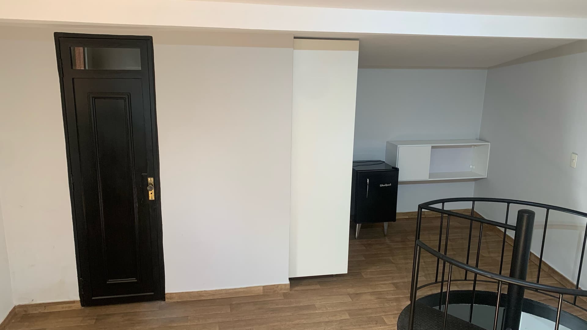Se alquila oficina de 70 m² completamente refaccionada en Barrio Los Laureles, foto 5