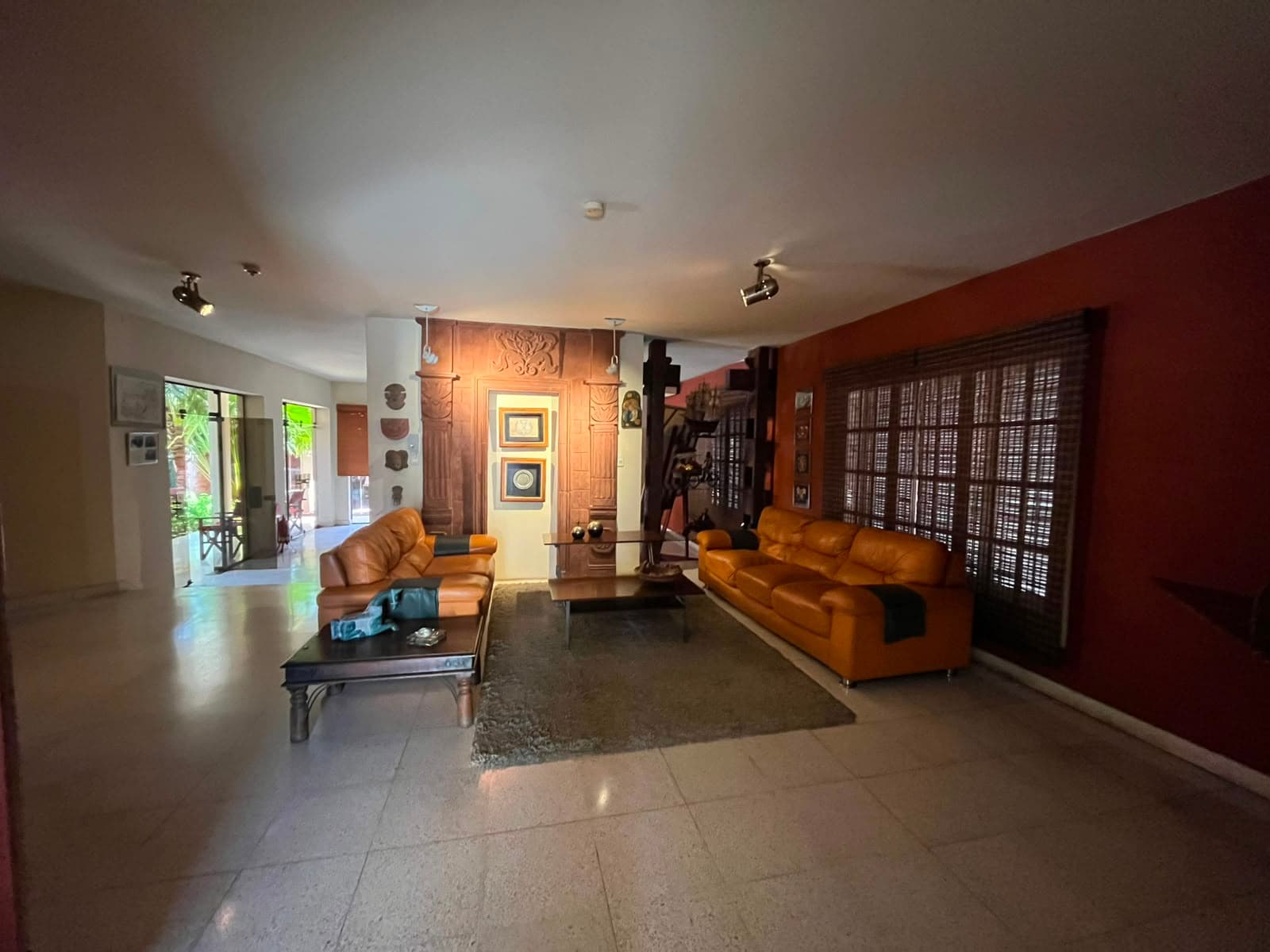 Alquilo Propiedad Comercial De 1.050 M2 En El Barrio Recoleta - Lho8563398