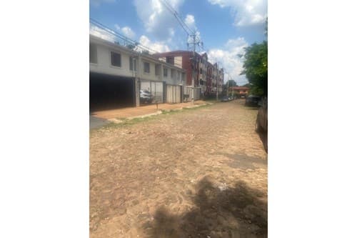 Venta Duplex en San Lorenzo, limite con Fernando de la Mora