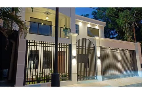 Casa-Venta-Barrio Aranjuez, San Vicente, Asunción, foto 1