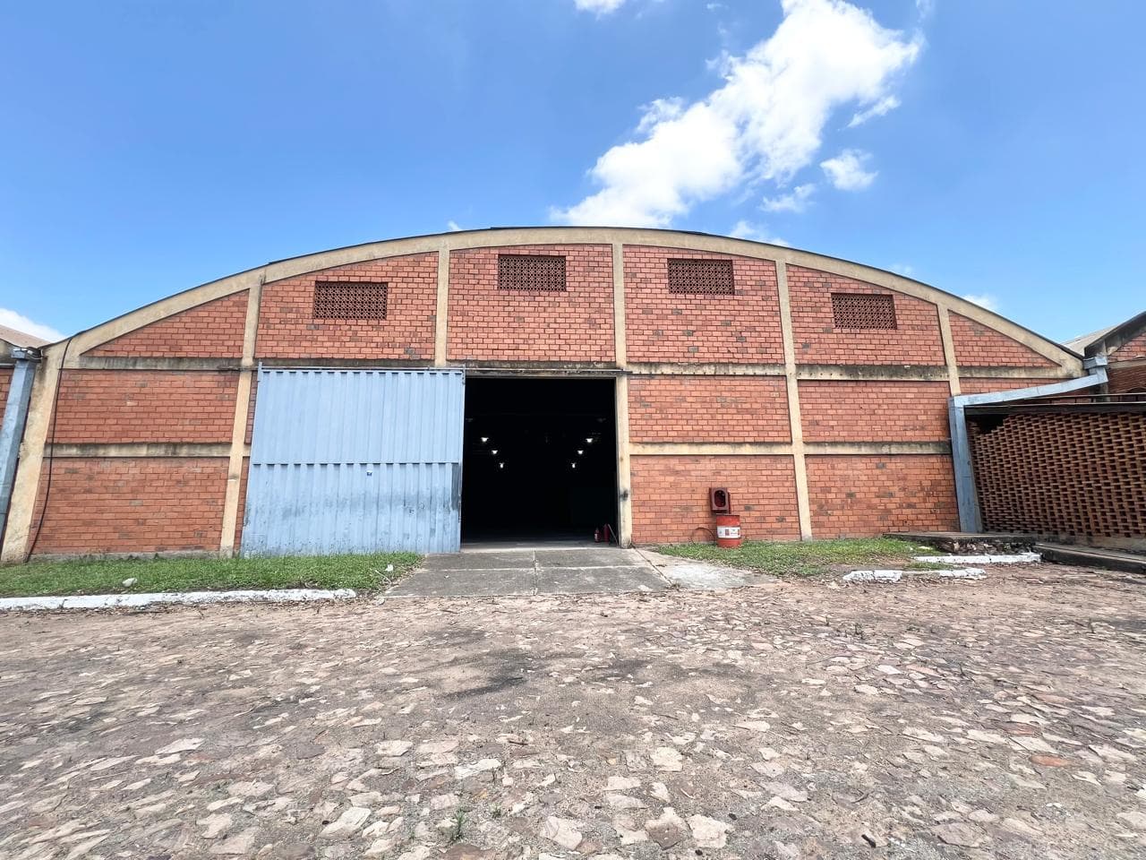 En Alquiler Depósito de 900 m2 en Complejo Logístico de San Lorenzo A302, foto 1