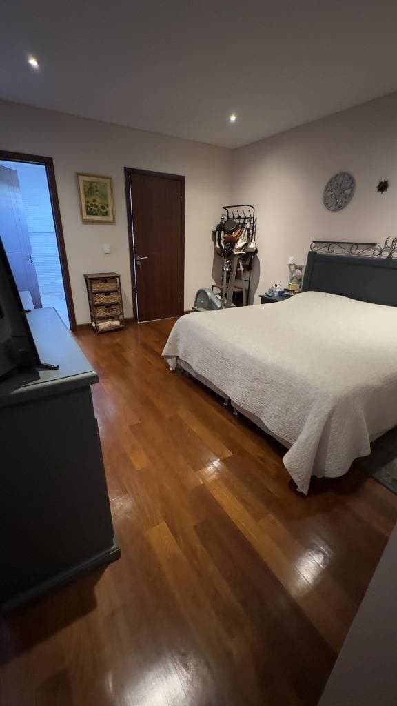En Venta Hermosa Casa en Barrio Madame Lynch, foto 2