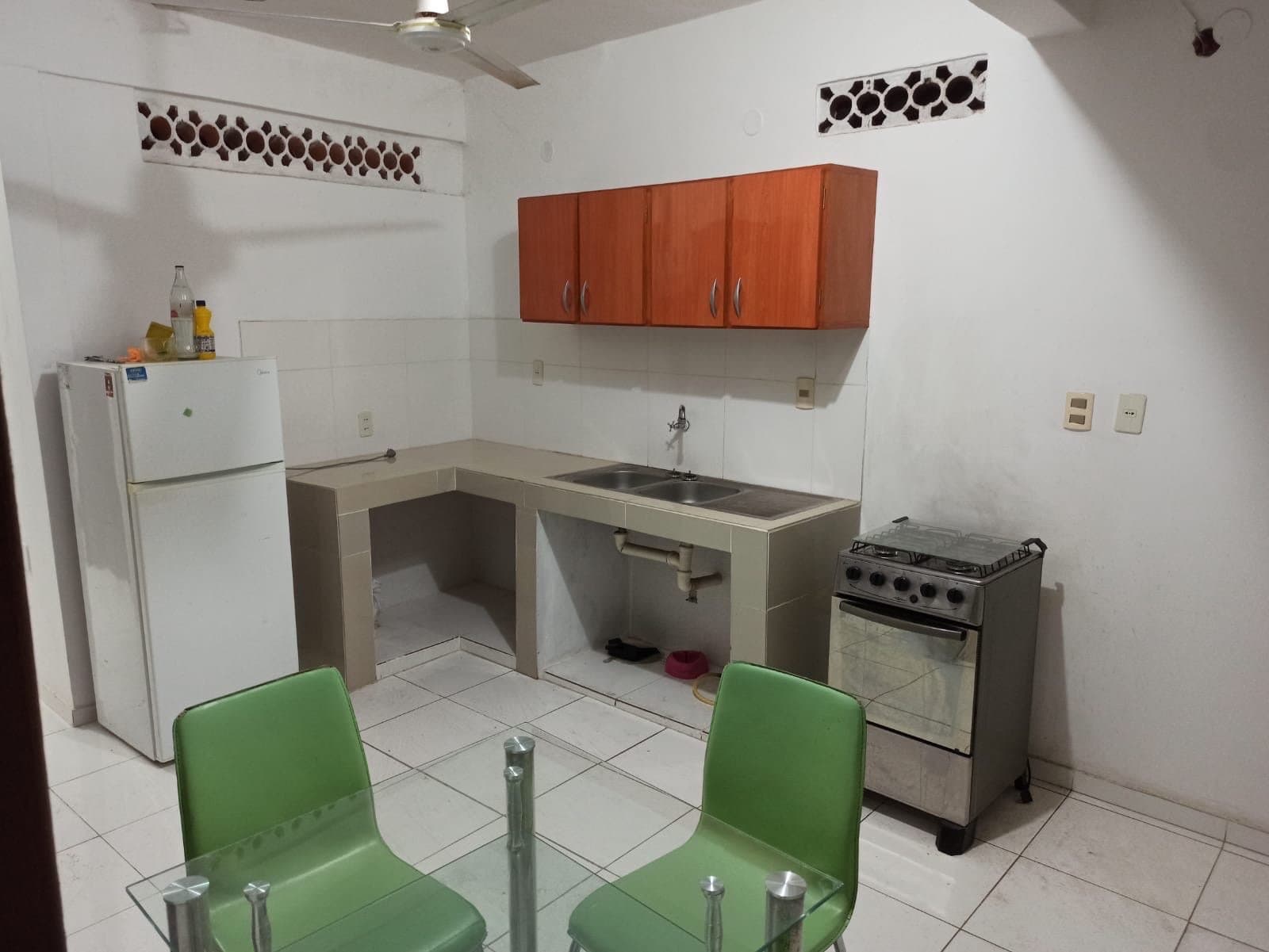 Casa En Oferta En Sajonia De Dos Pisos Zona Palacio De Justicia, foto 4