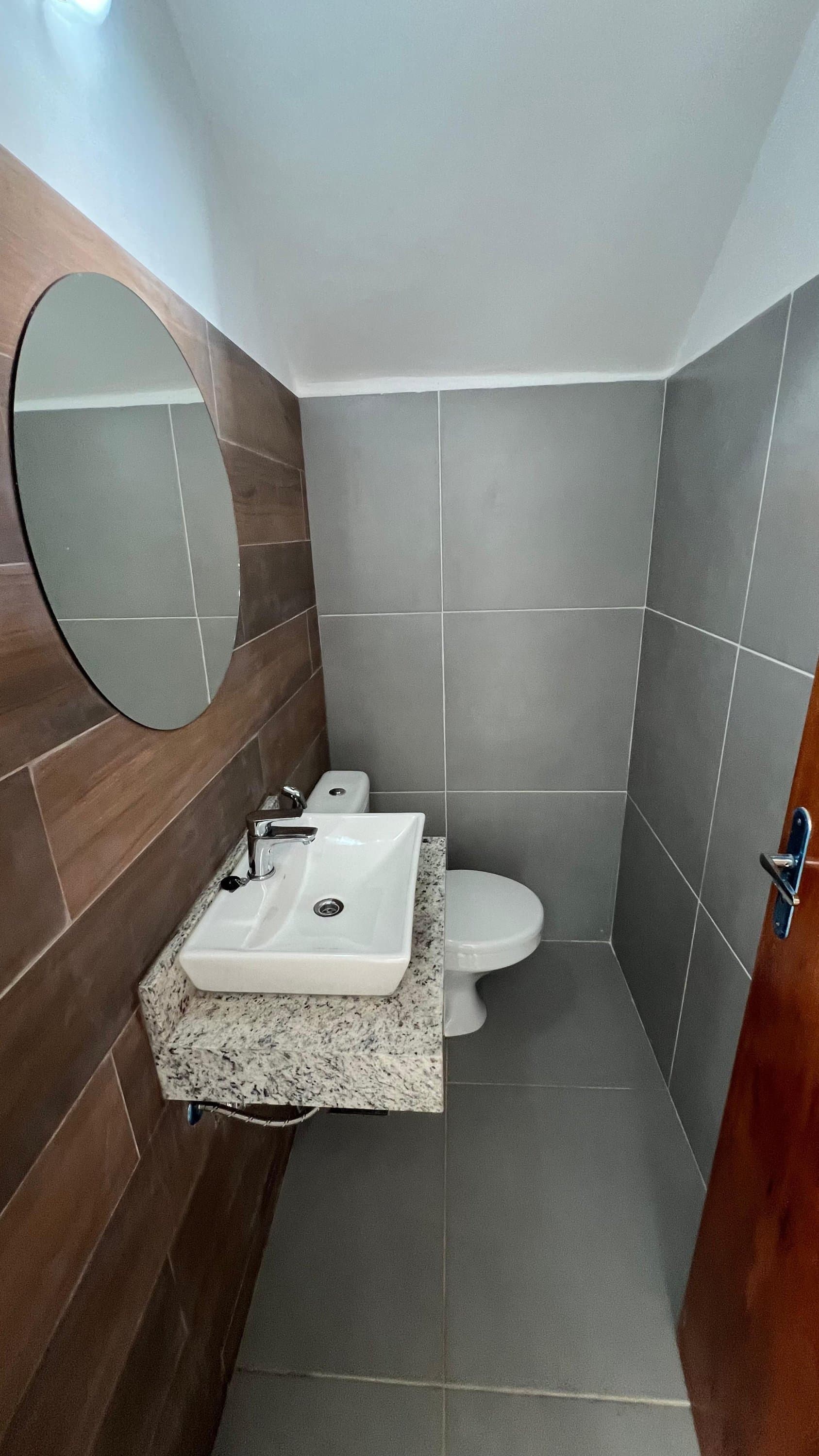 Duplex en oferta en lambare — foto 3