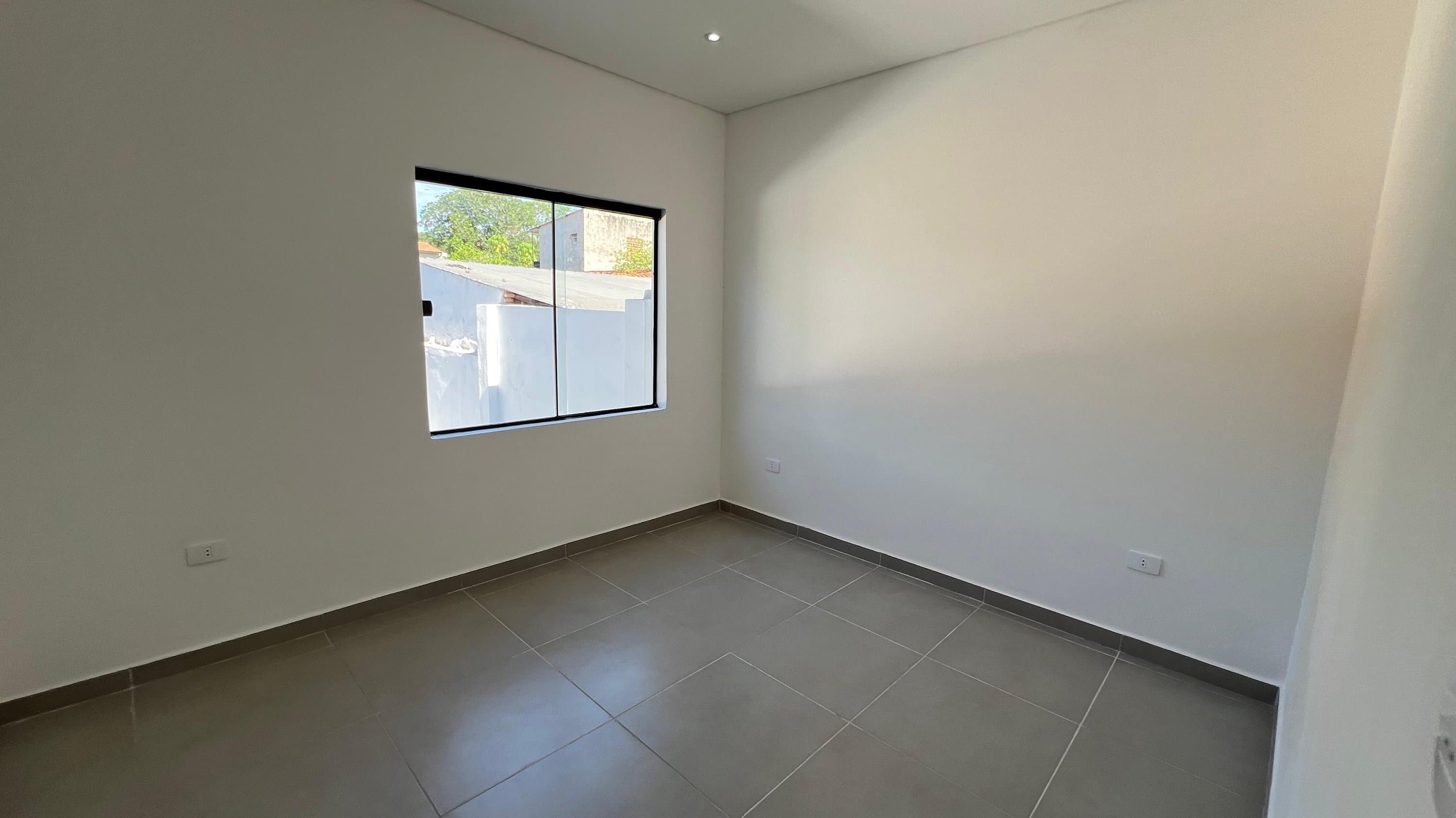 Duplex en oferta en lambare — foto 5