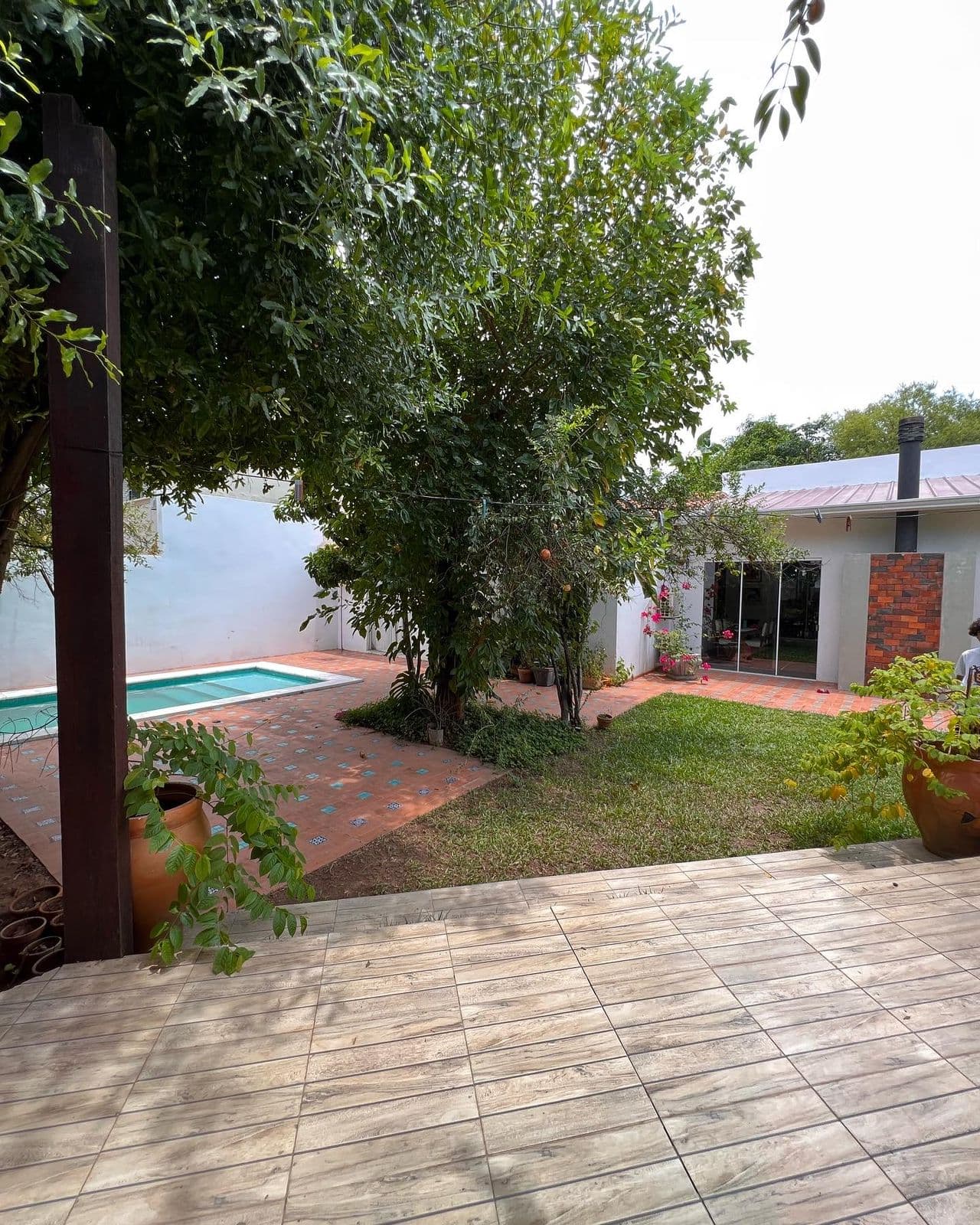 / Alquilo toda en planta Baja zona Embajada Americana — foto 5