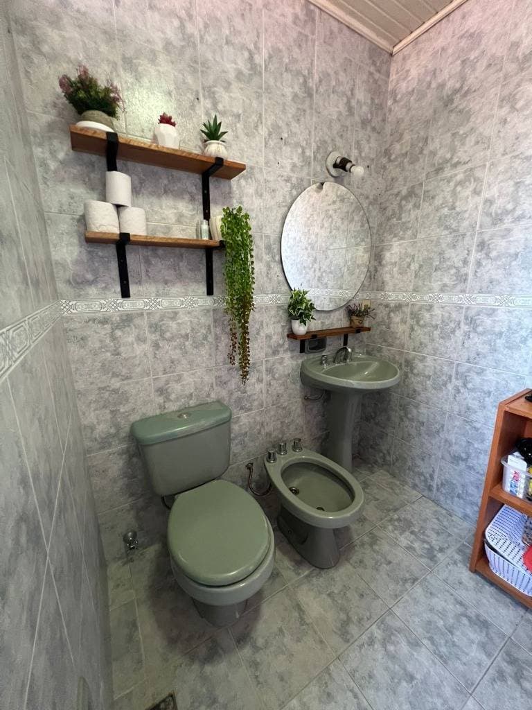 En venta casa con patio y piscina en Fernando de la Mora — foto 4