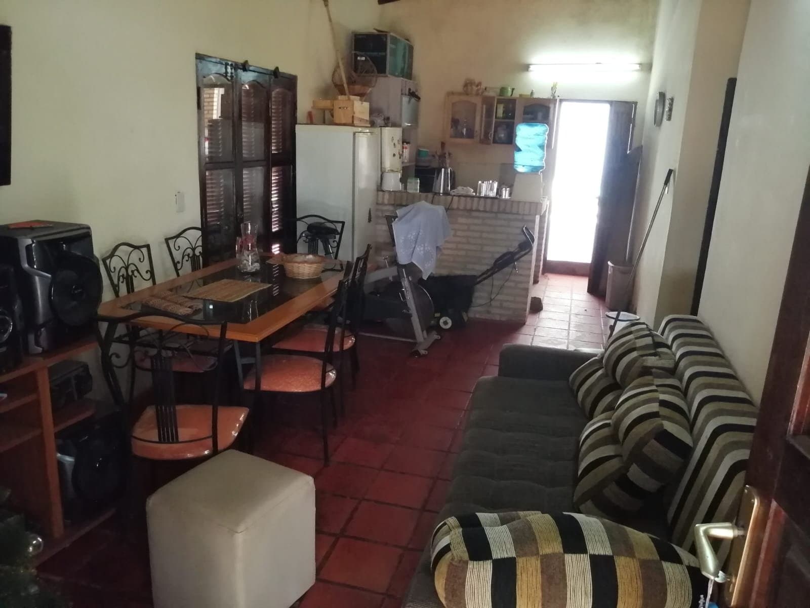 Dueño Vende Hermosa Casa Con Piscina — foto 4