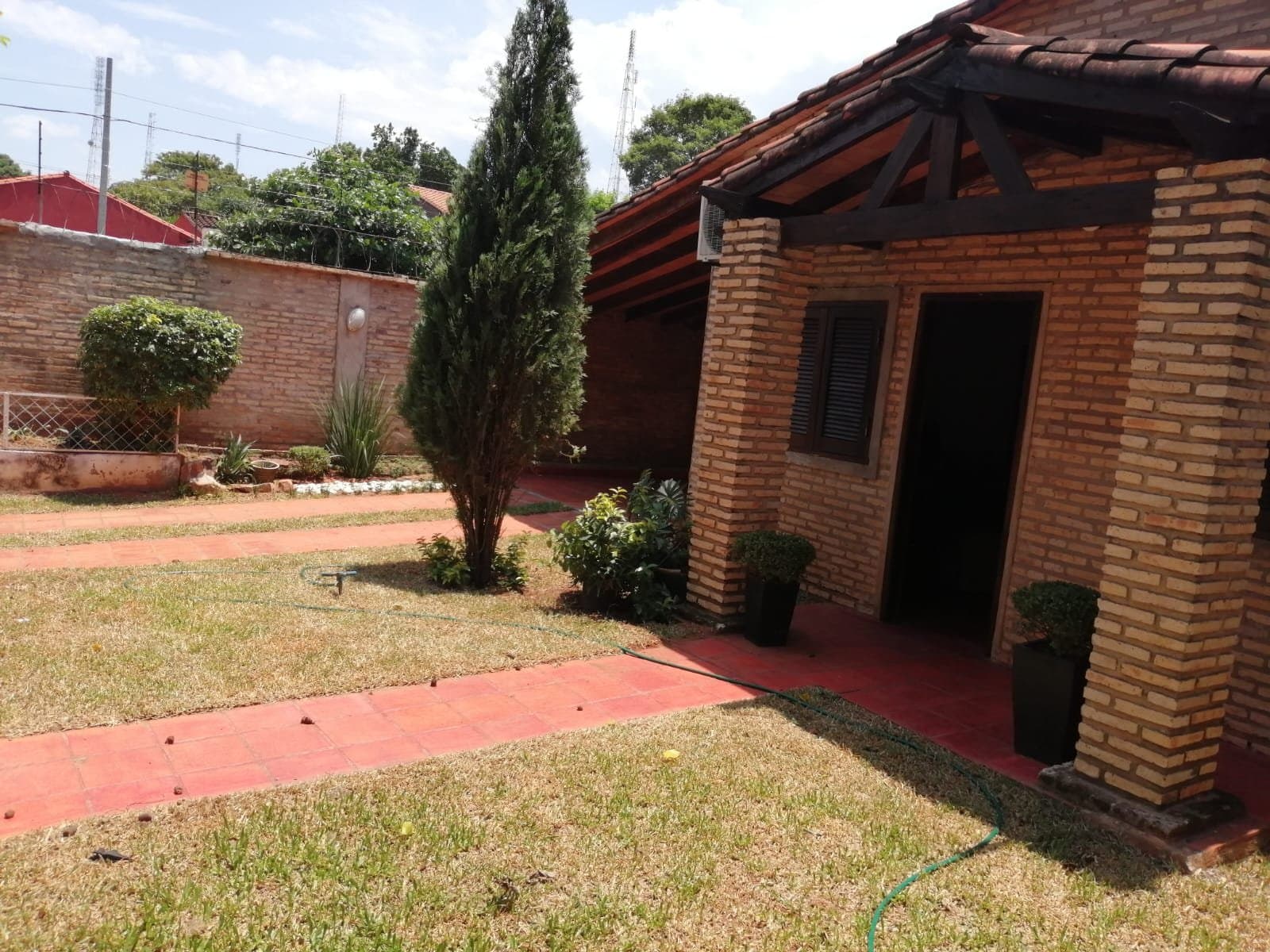 Dueño Vende Hermosa Casa Con Piscina — foto 5
