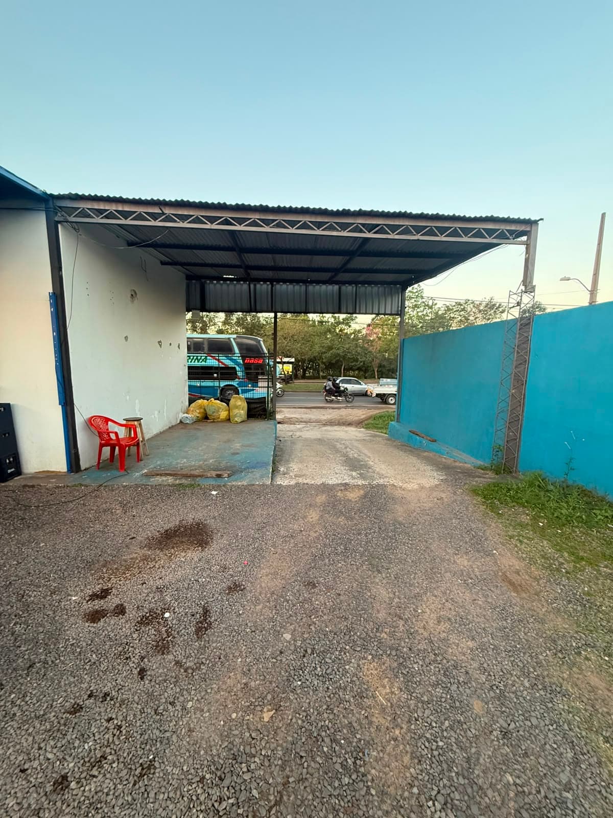 Local comercial con ubicación estrategica, foto 4