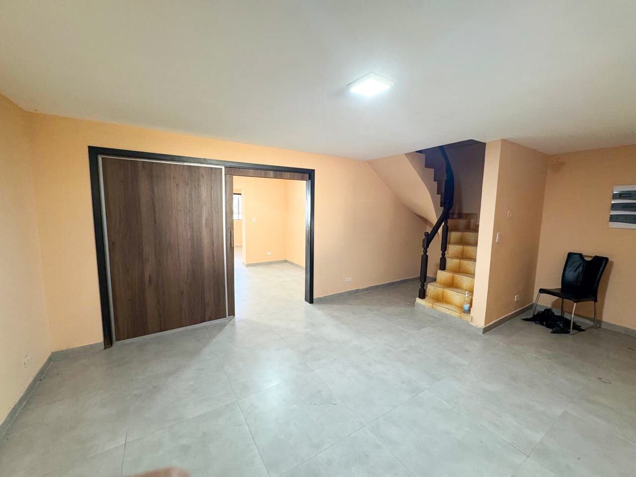 Amplia Casa En Fernando de la Mora Zona Norte, foto 2