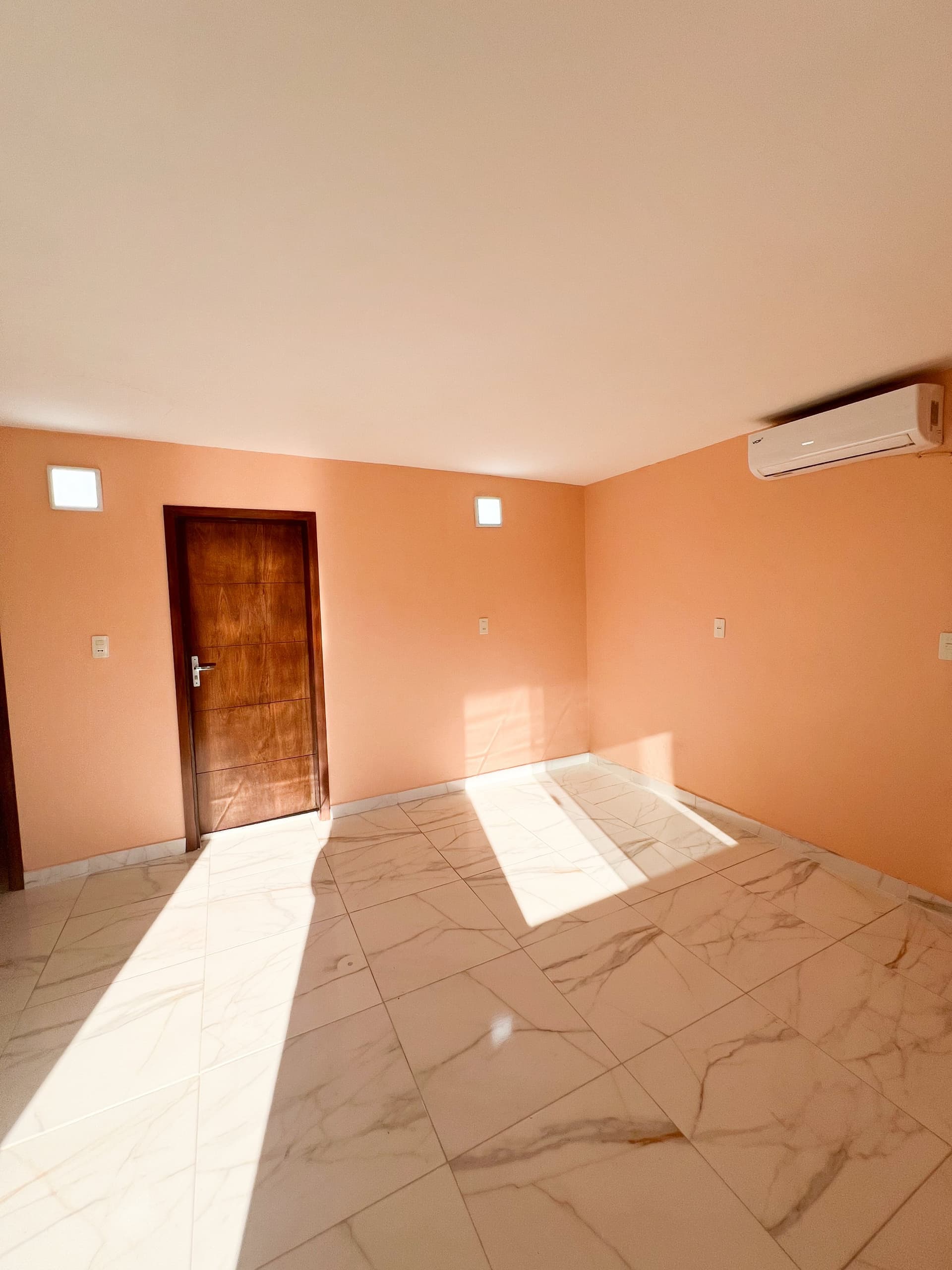 Amplia Casa En Fernando de la Mora Zona Norte, foto 5