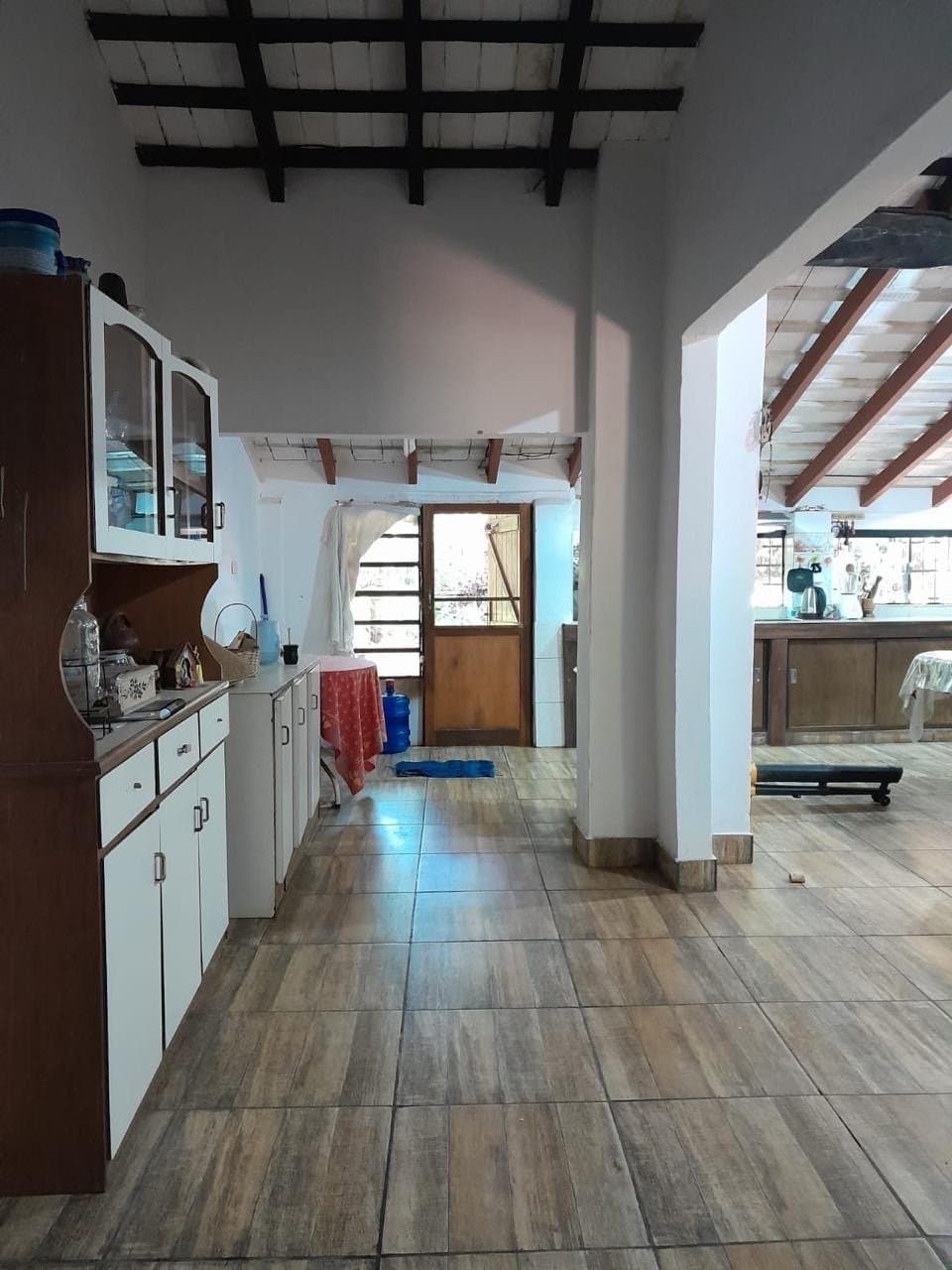 Casa quinta de calle a calle en la ciudad de ita, foto 1
