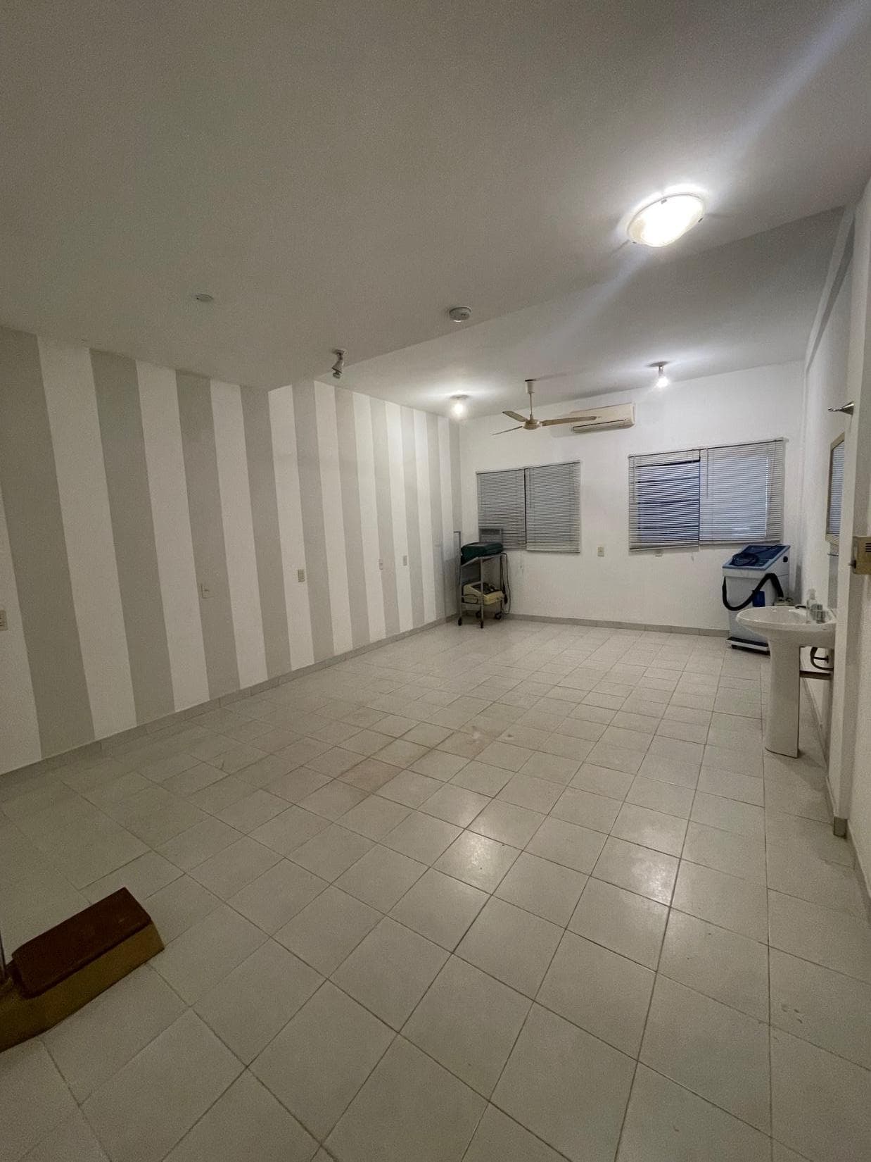 Alquilo Consultorios En El B° Mcal. Estigarribia