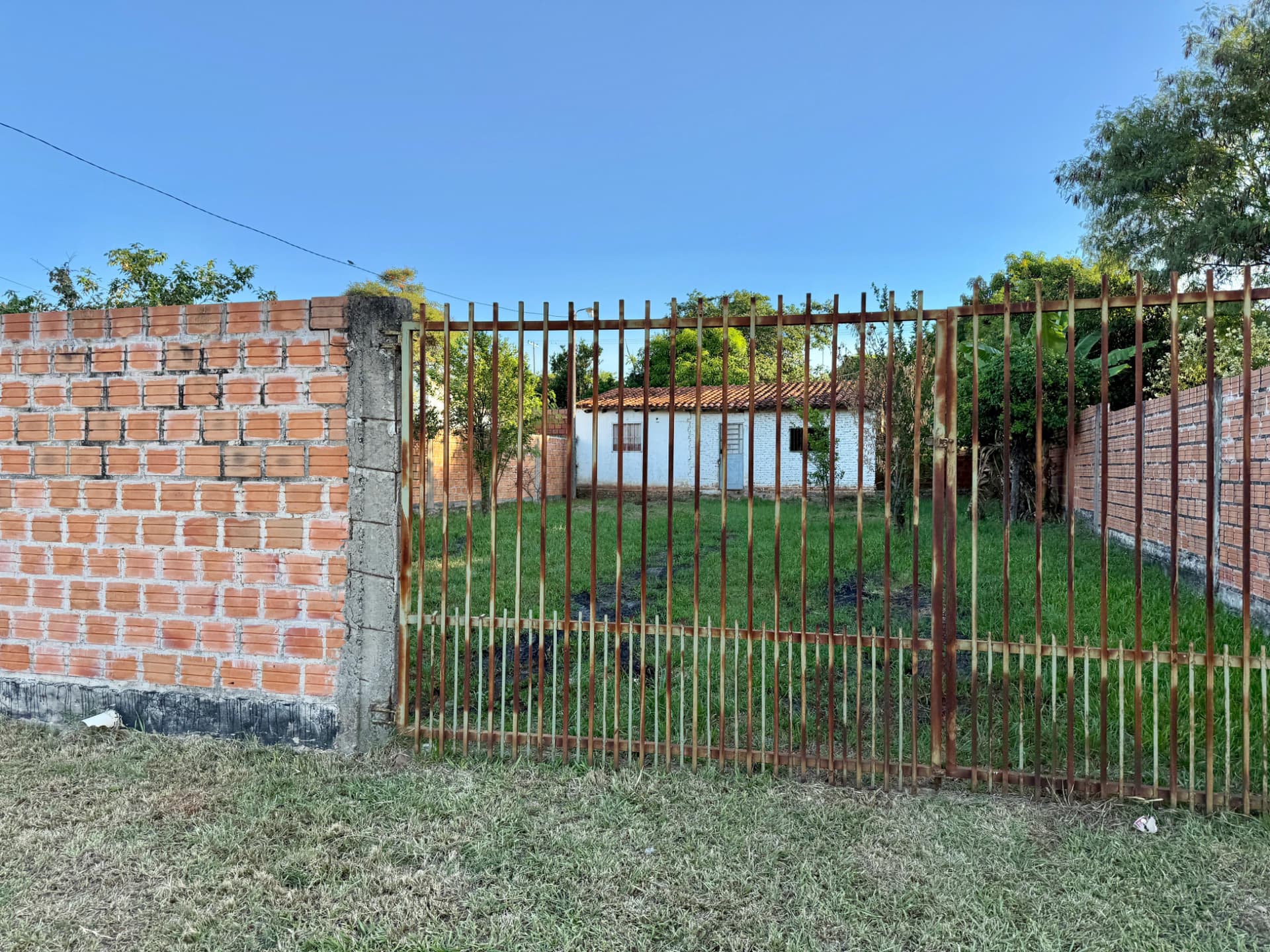 En Venta Terreno Amurallado En J. Augusto Saldívar, foto 2
