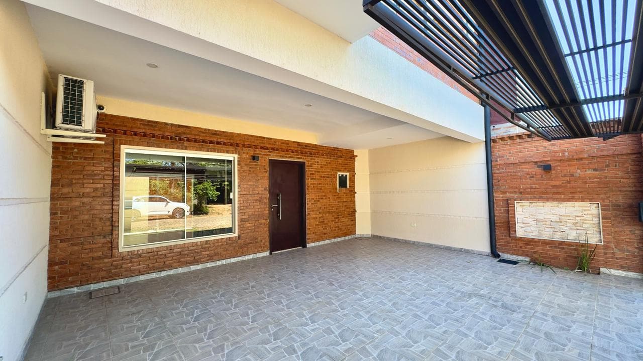 Alquilo Dúplex En Fernando de la Mora Z/ Sur!!