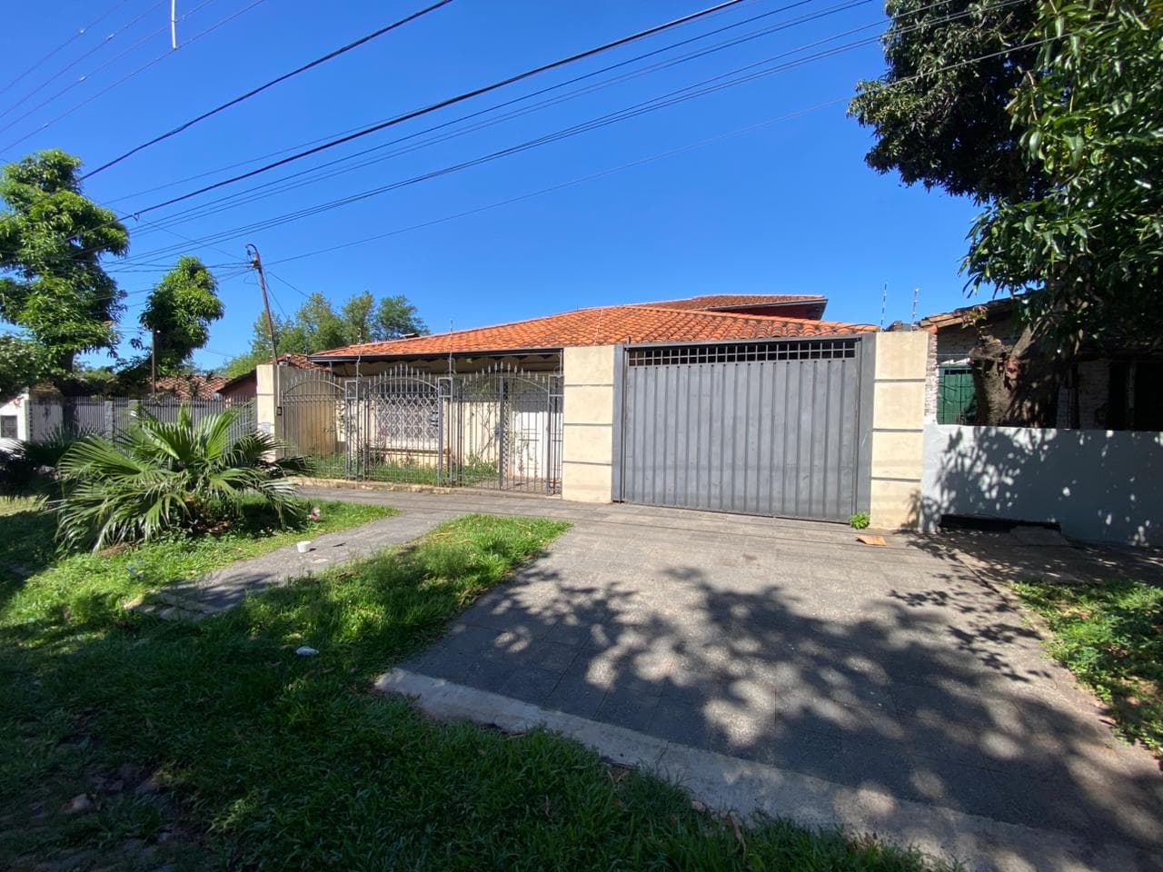 En Venta Casa En Lambare - A Pasos De La Avda Cacique Lambare