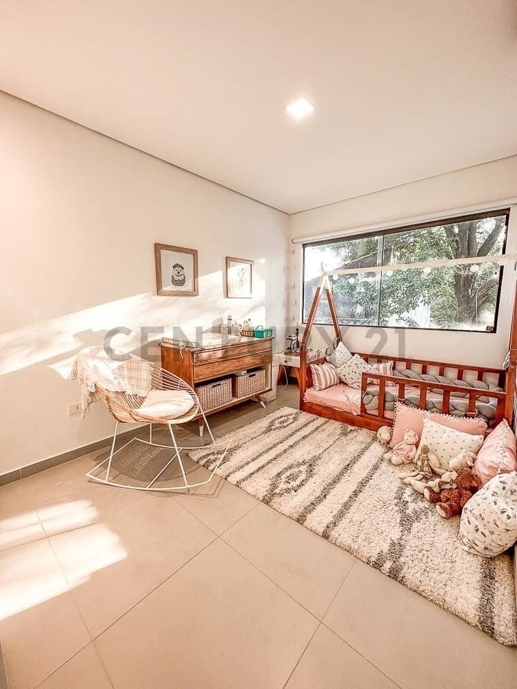 duplex en Luque, foto 2