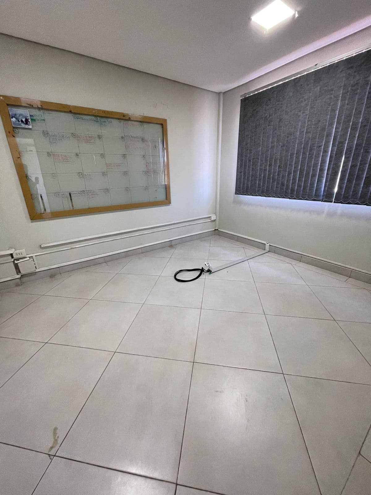 Edificio de Oficinas en Alquiler Barrio: SANTISIMA Trinidad, foto 2