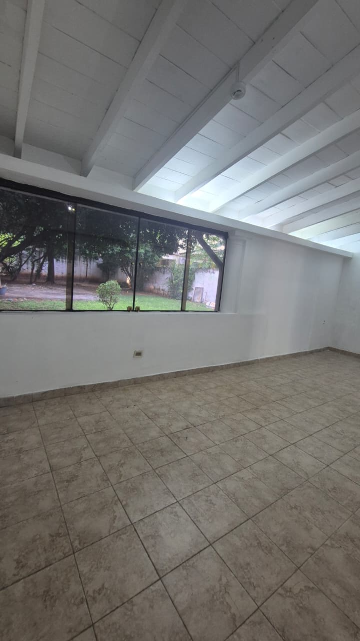 O vendo casa para oficina o consultorio en Recoleta – Villa Morra, foto 4