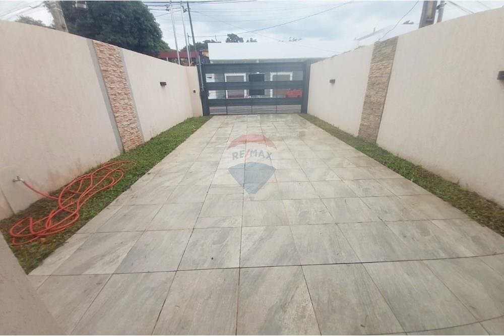 Alquilo Hermoso Duplex en Fernando de la Mora