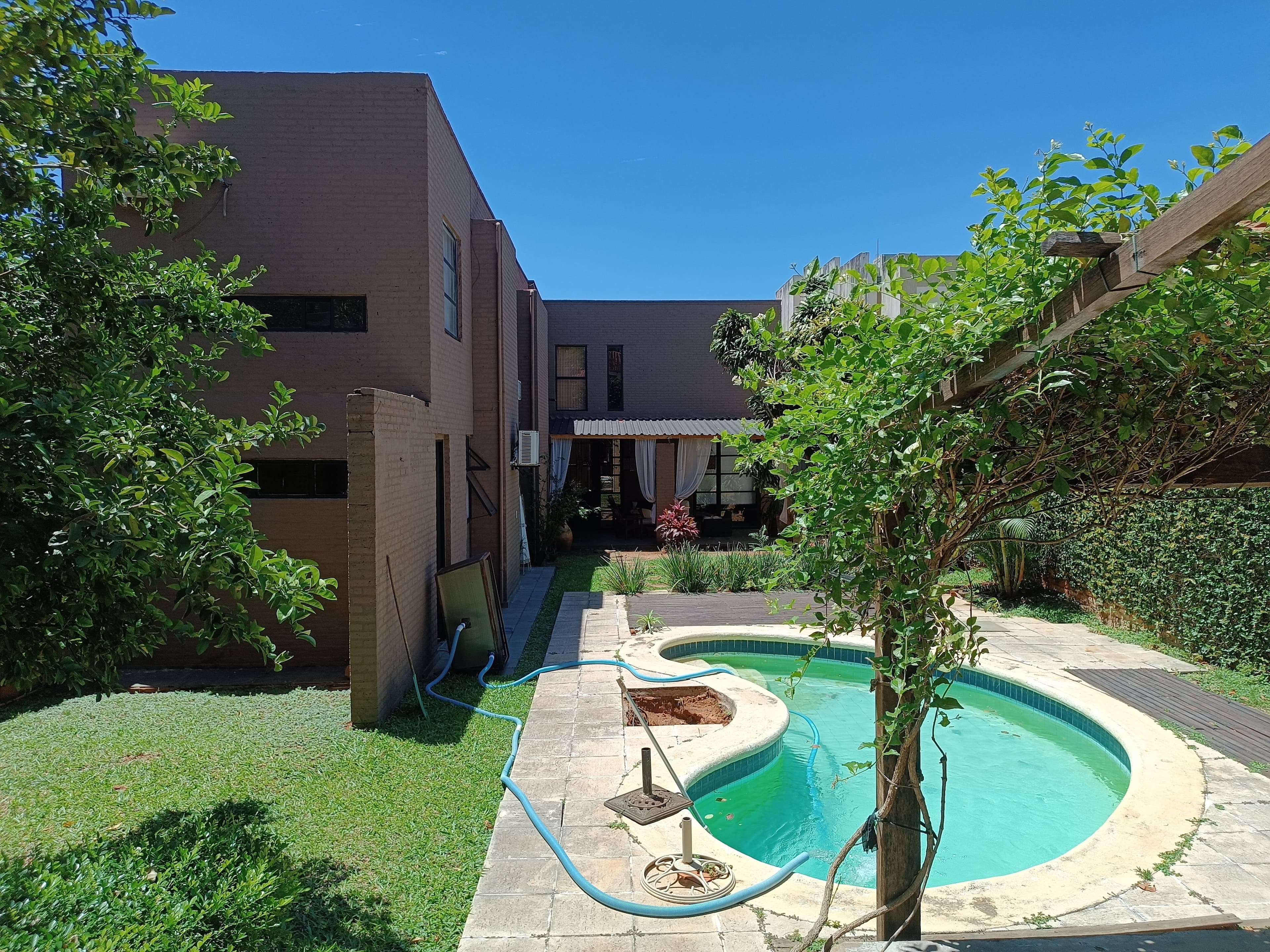 Casa Minimalista B°Herrera 12x46, Sobre Calle Andrade — foto 5
