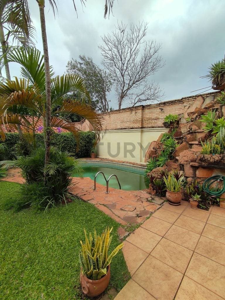 casa de 3 habitaciones en el barrio Villa Aurelia de Asunción, foto 2