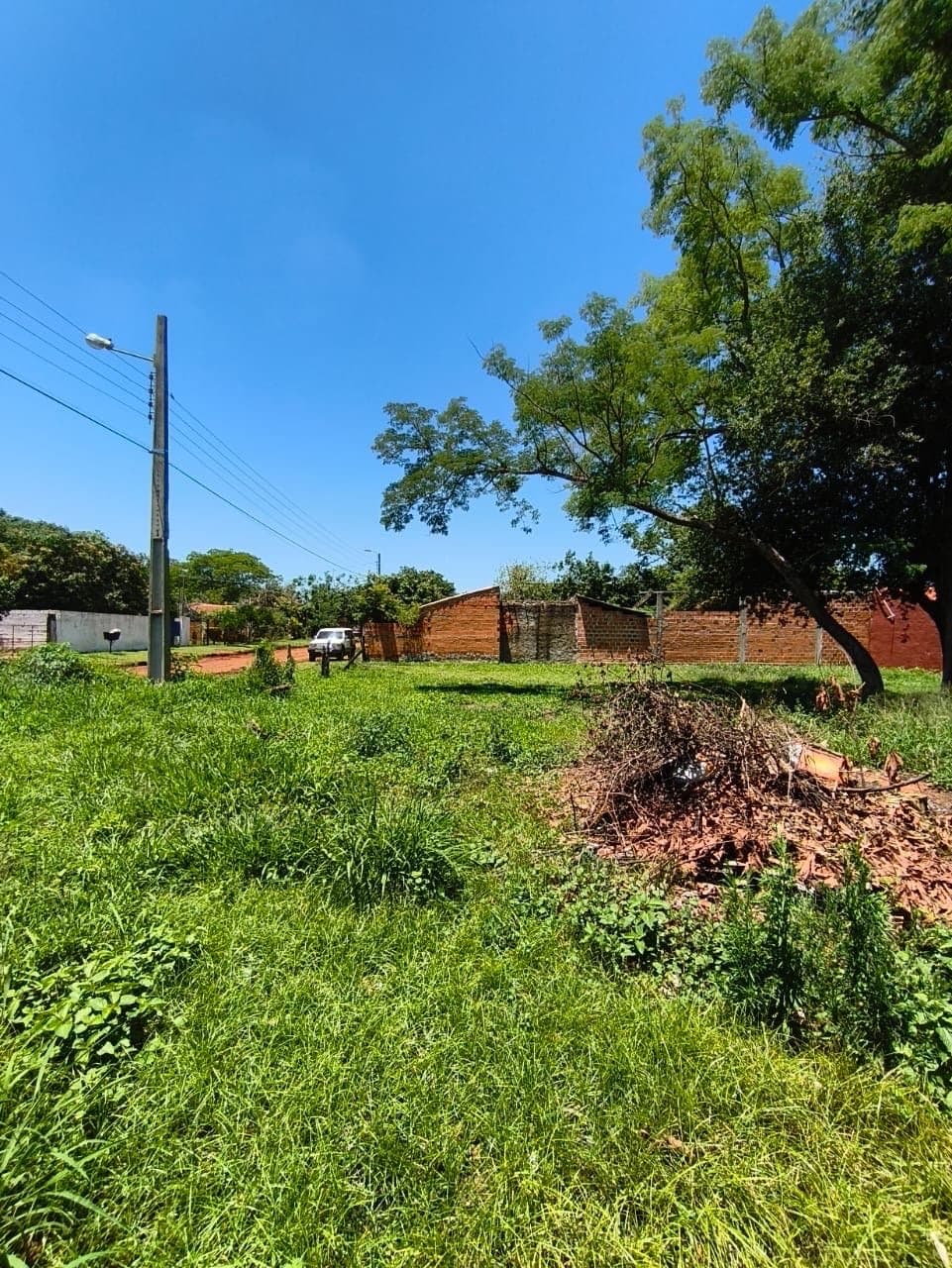 Terreno en oferta en Luque en esquina, foto 4