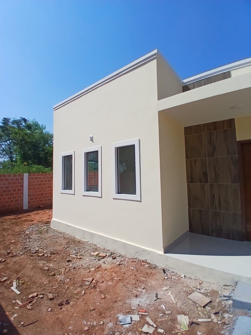 Casa a estrenar en Ñemby en esquina, foto 5