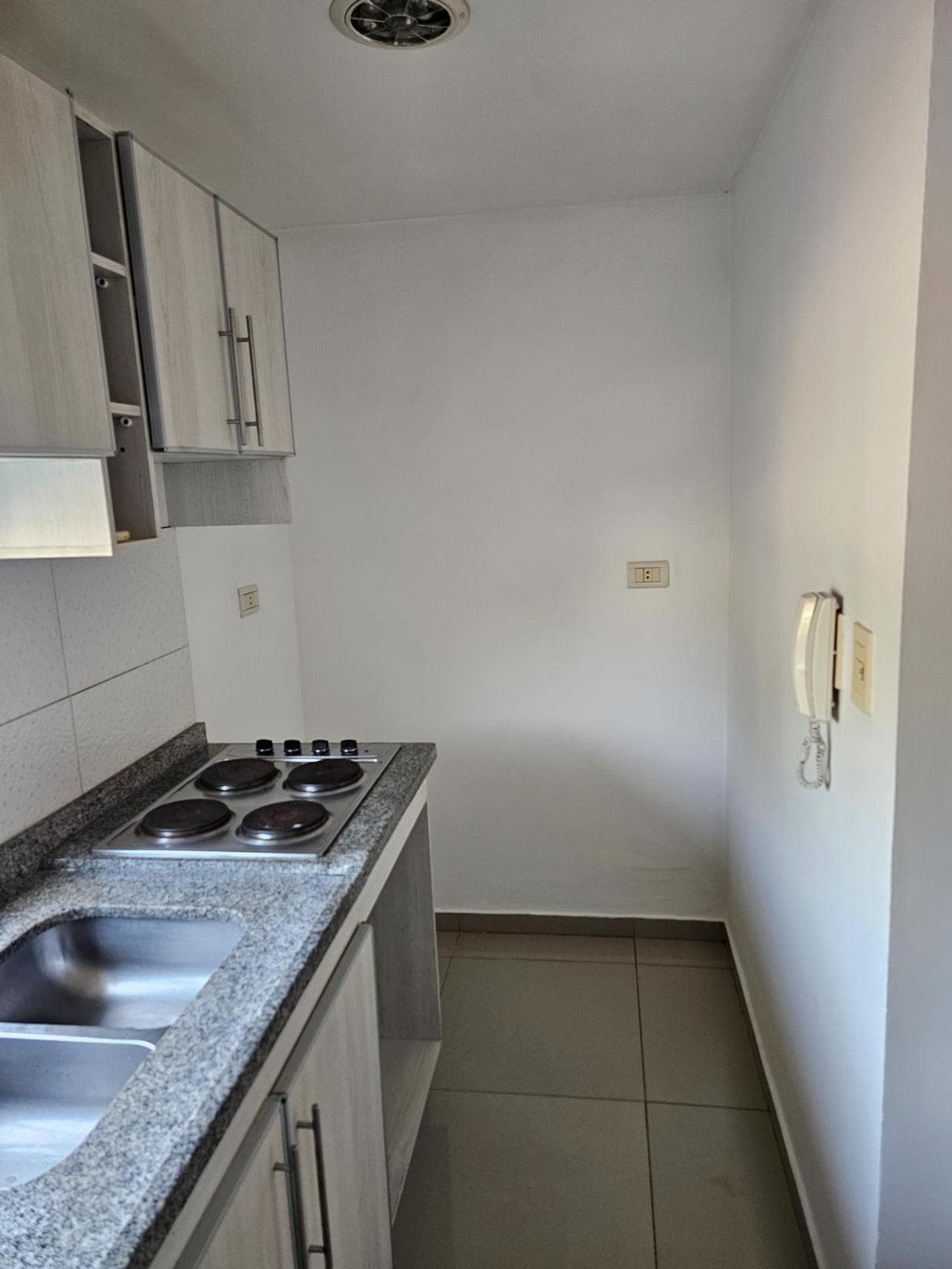 Hermoso Departamento De 2 Dormitorios En Barrio Jara — foto 3