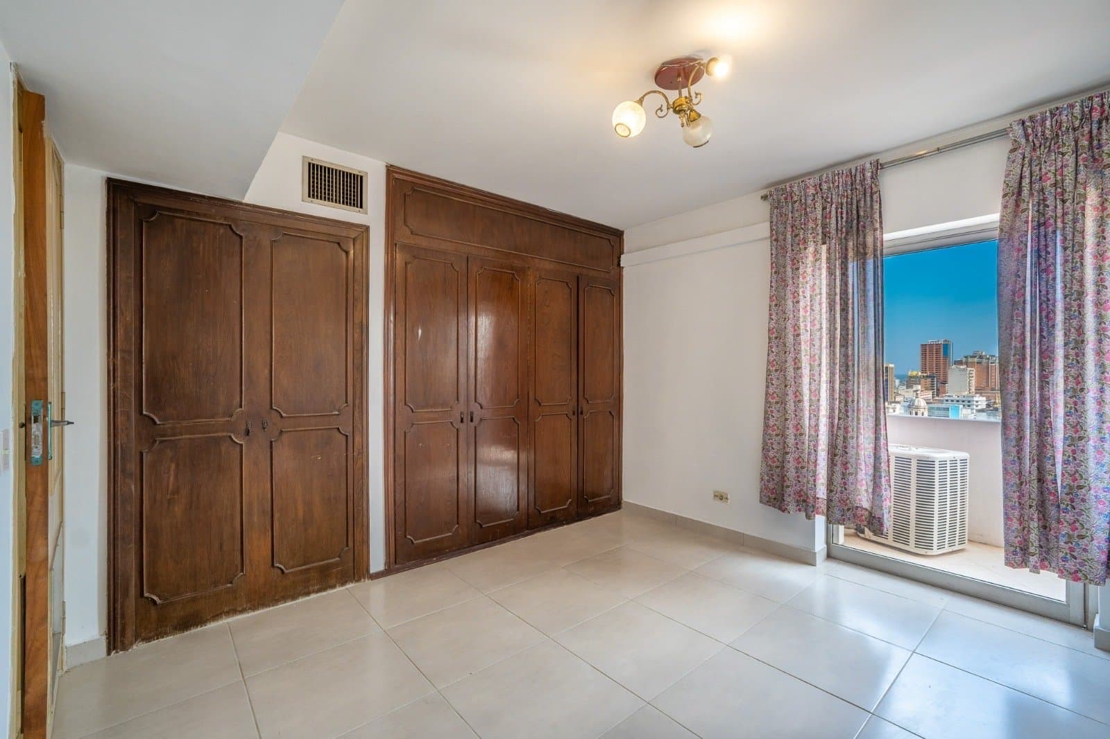Departamento en venta Edificio Aurora I en el centro historico de Asuncion, foto 2