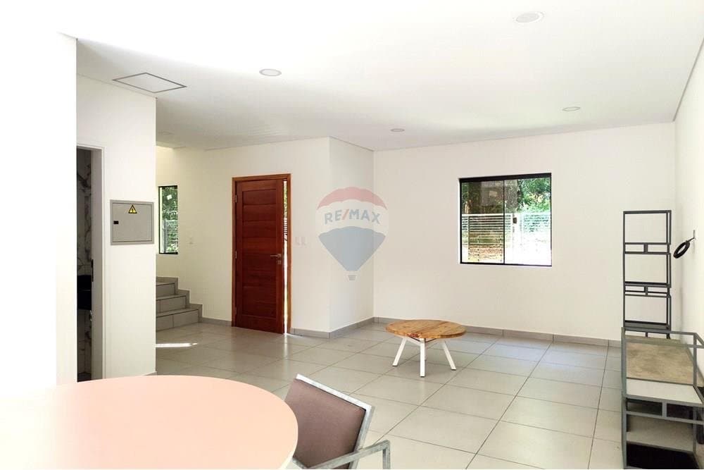 Casa - venta - Luque paraguay, foto 3