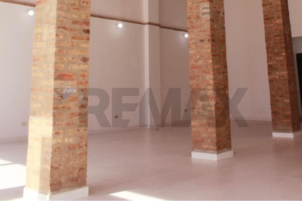 Amplio Salon Comercial En Centro Mismo De Caacupe, foto 5