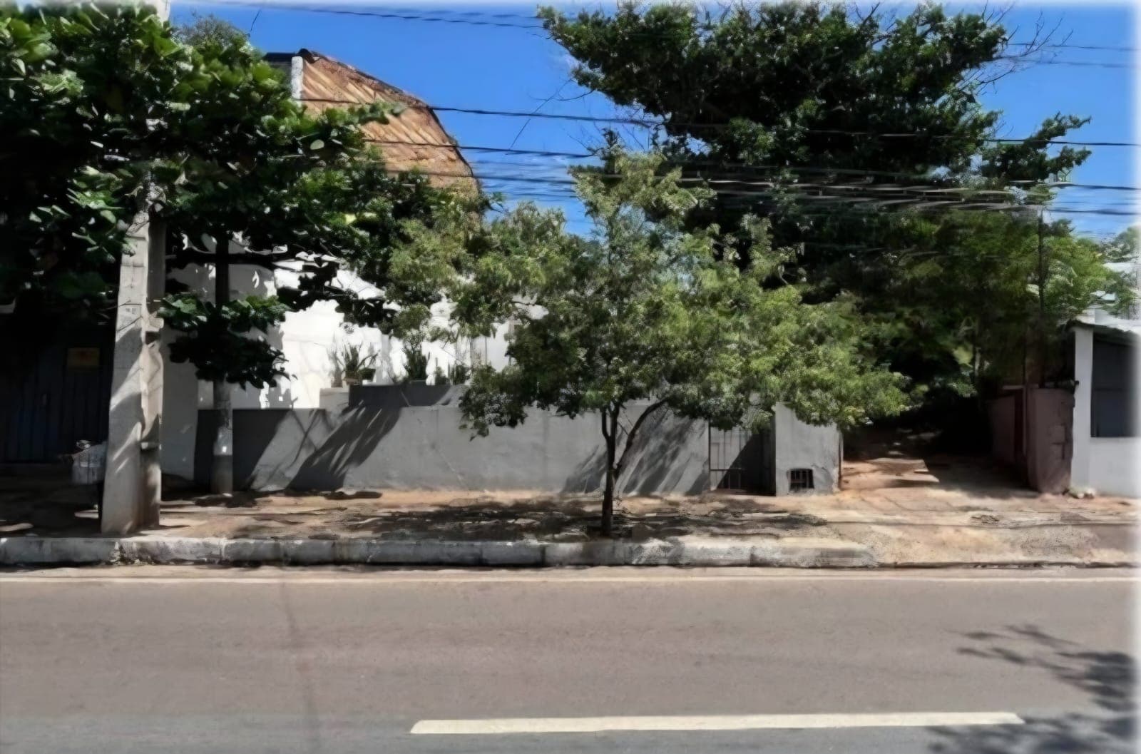 Casa a refaccionar a precio de terreno sobre Gral. Santos, foto 4