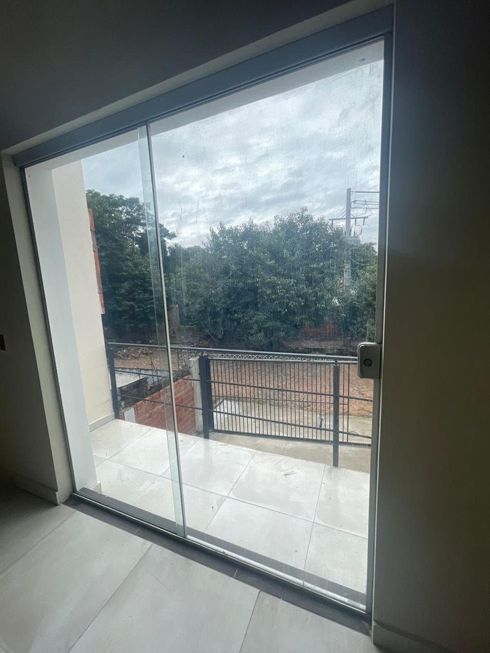duplex con patio en lambare, foto 5