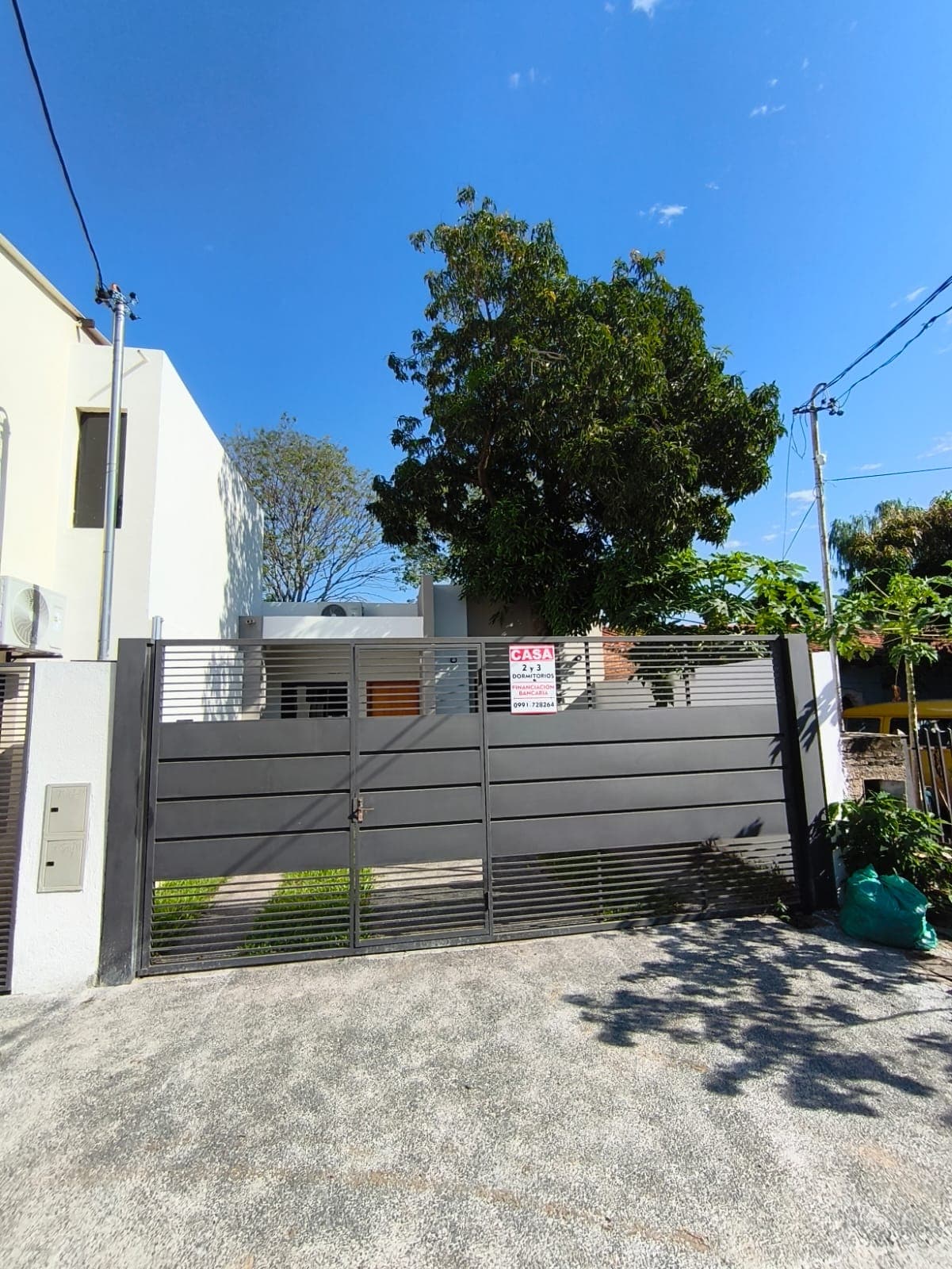 En venta chalet en mariano r. Alonso — foto 2