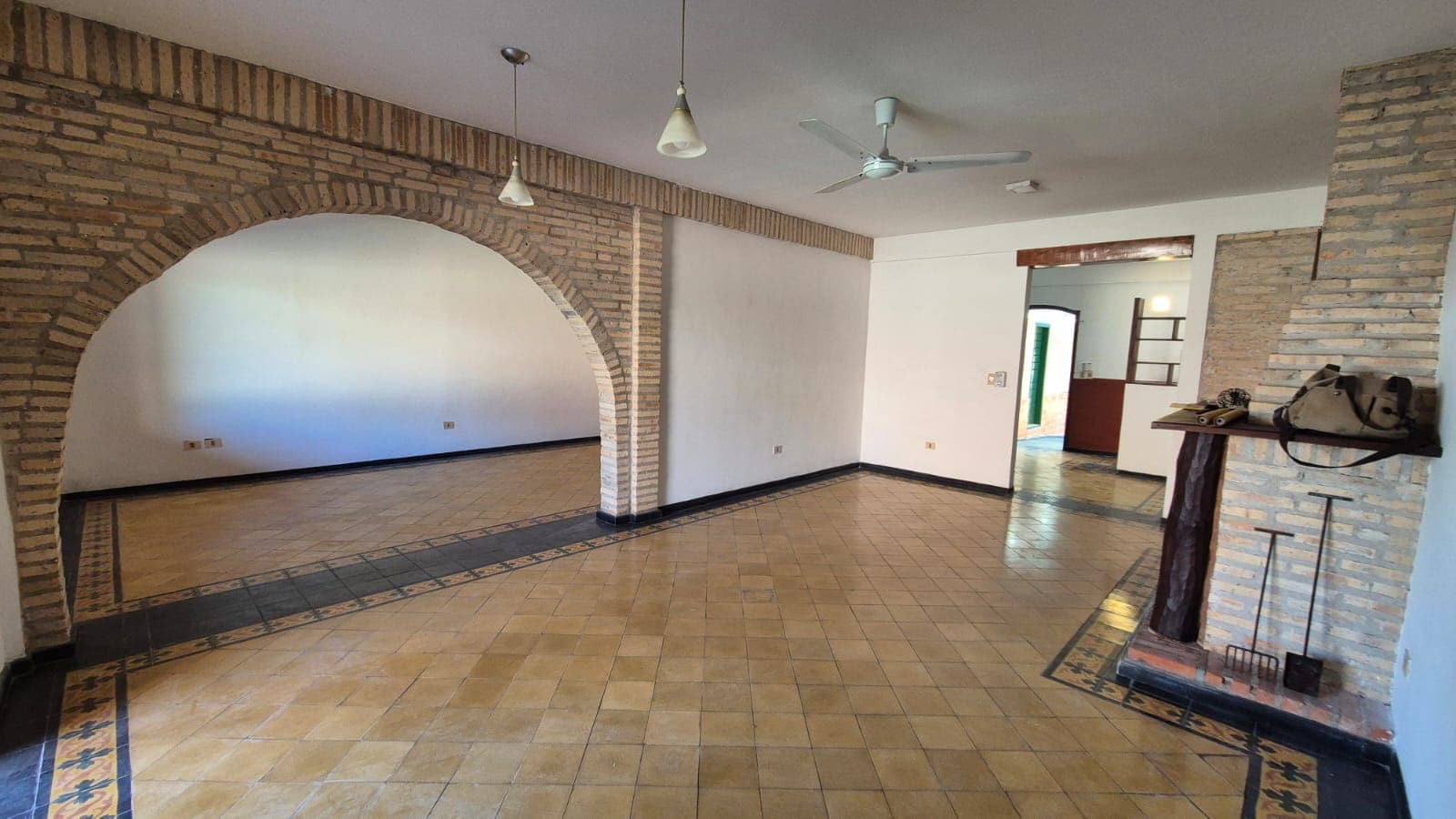 Amplio dúplex de 3 dormitorios con piscina y quincho en mburucuyá, foto 4