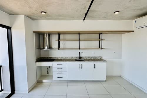 Departamento De 1 Dormitorio + Cochera En Las Mercedes, foto 2