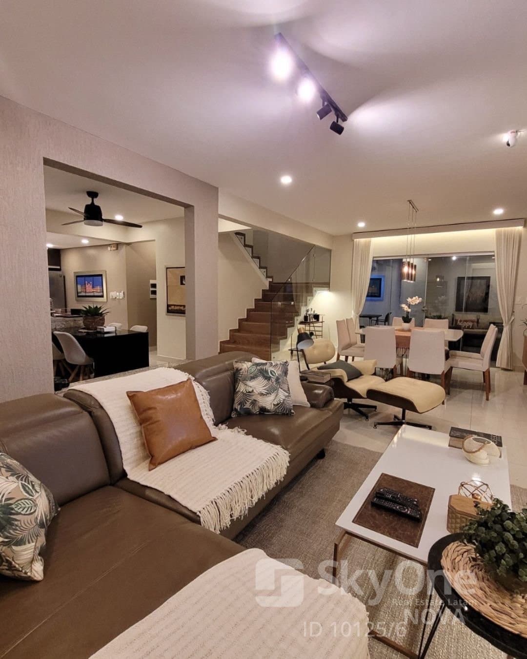 Alquilo Casa Amoblada Zona Costanera Sur