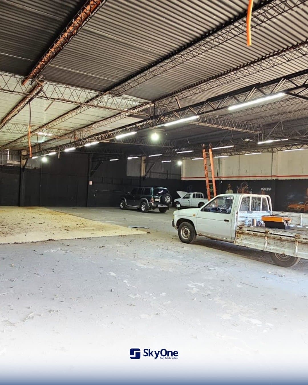 Showroom Con Deposito Los Laureles, foto 2