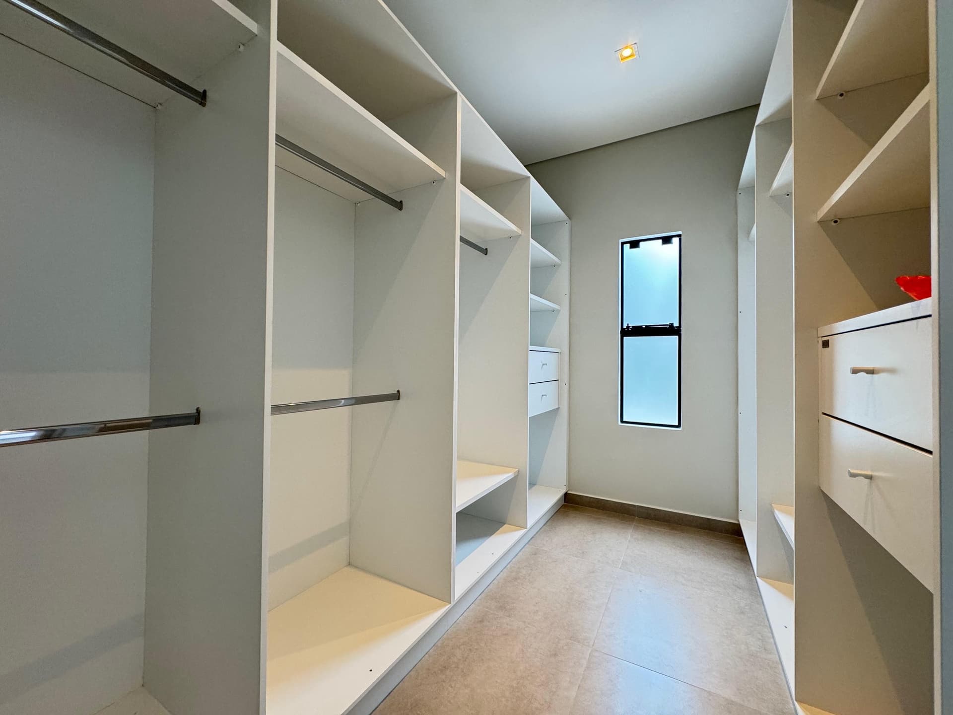 Duplex amplio en Luque, foto 2