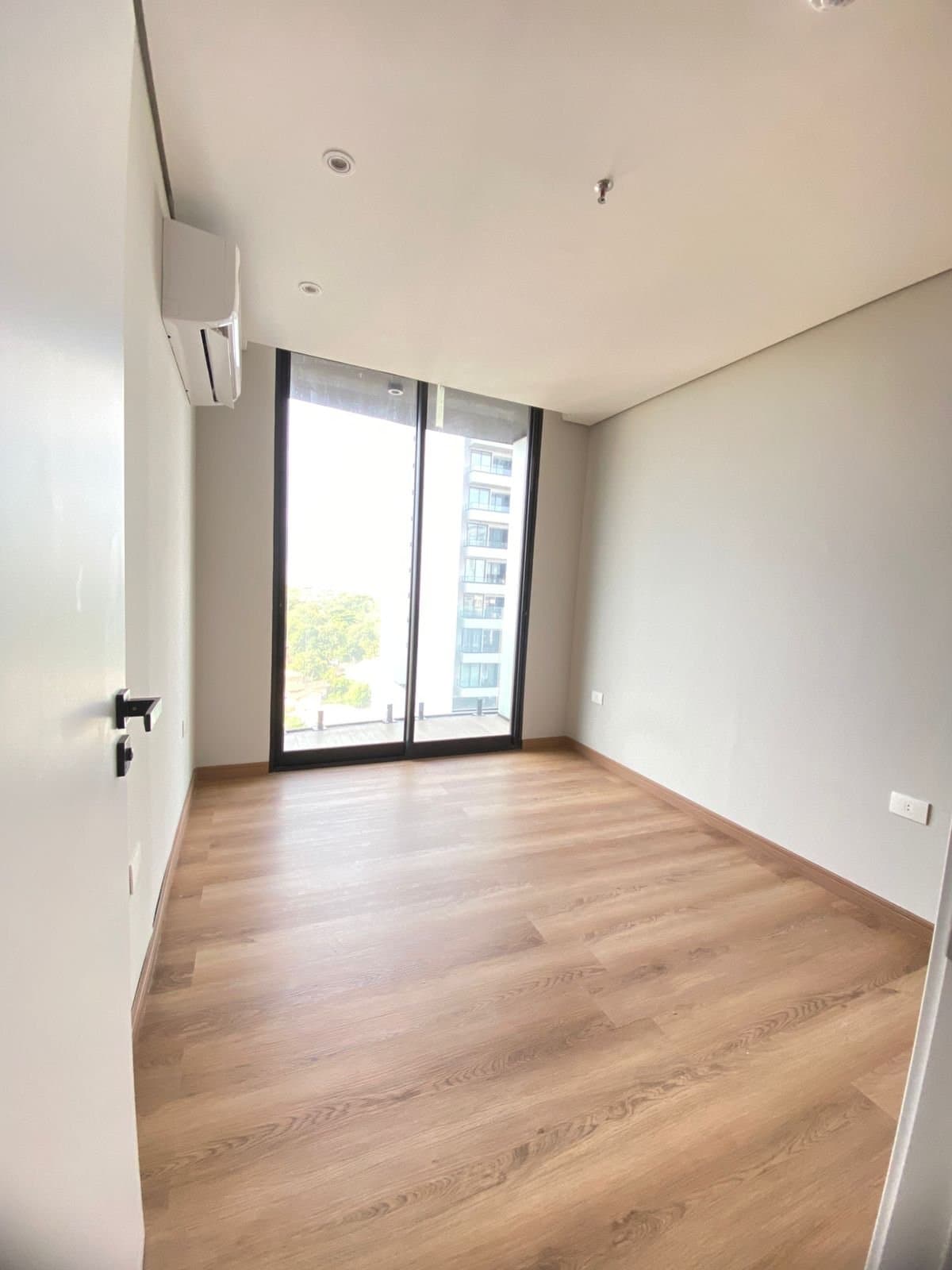 Departamento para inversion sobre molas lopez! - 100.000$, foto 1