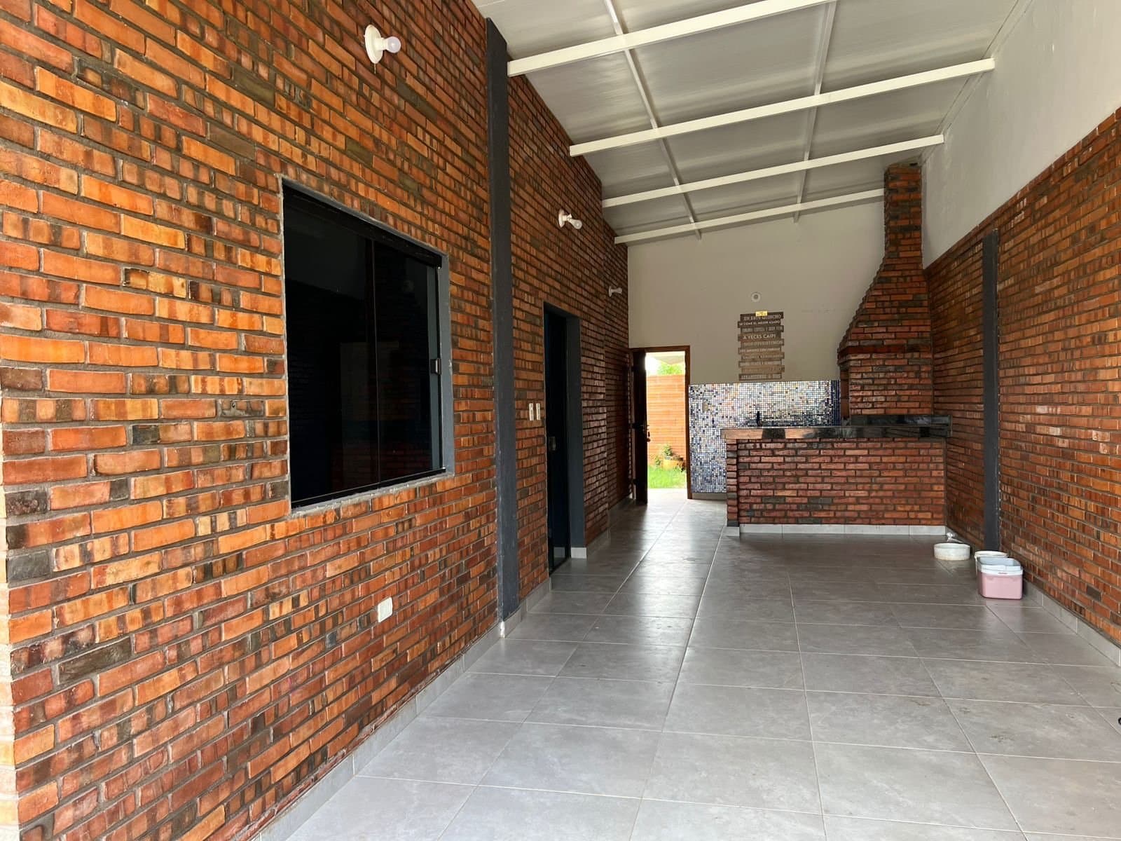 En venta hermosa casa en limpio - nueva Asunción - apta para crédito — foto 2