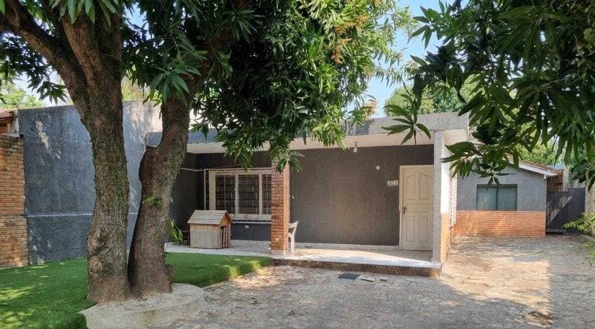 Oportunidad de inversion - terreno con construccion en barrio Mbocayaty, foto 4