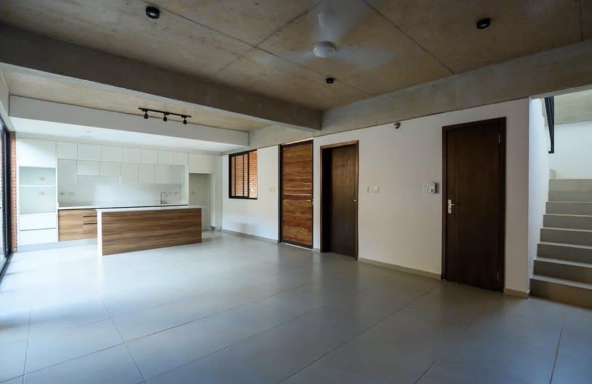 amplio duplex en Luque Loma Merlo — foto 4