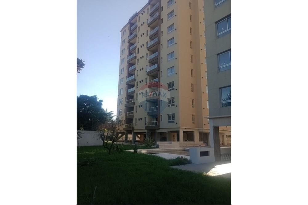 Departamento - Venta - Luque, Paraguay