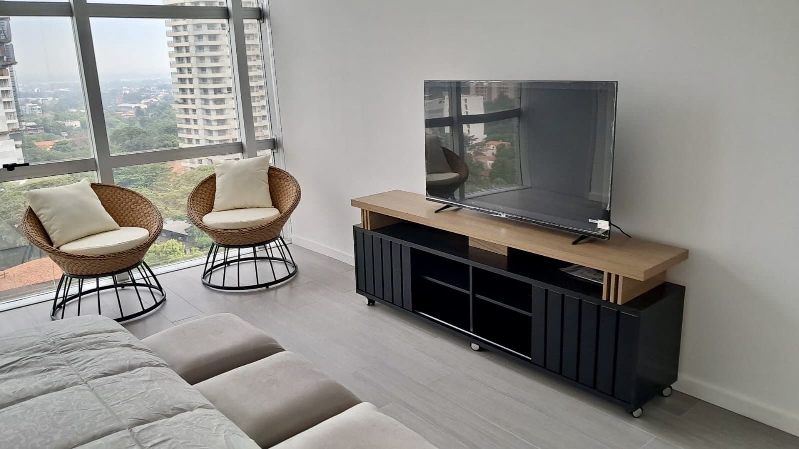 departamento full amoblado de 2 dormitorios en Mburucuya — foto 5