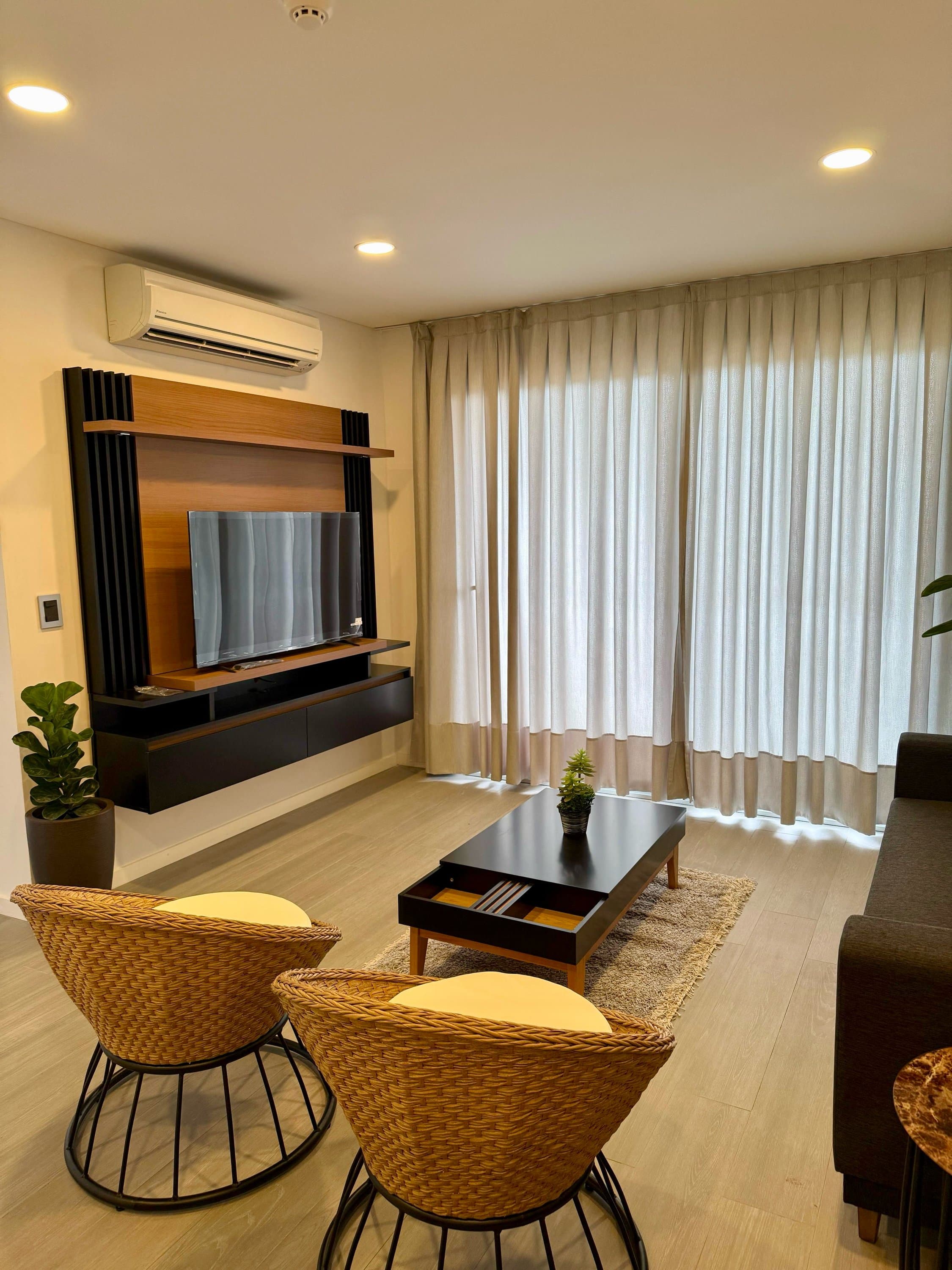 departamento full amoblado de 2 dormitorios en Mburucuya — foto 2